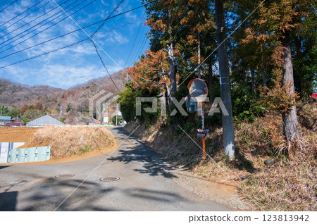 通往高房山公園、鶴卷、北野的鄉間小路 123813942