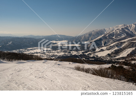 滑雪場斜坡風光 長野縣白馬村 123815165