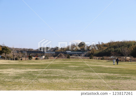 室外籃球架（兵庫縣明石市明石北頑皮廣場） 123817261