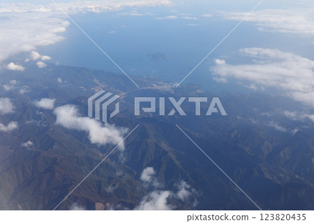 飛機窗景 123820435