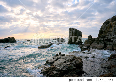 Evening landscape of Tojinbo Evening landscape of Tojinbo 123822263