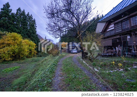 The historic old road "Salt Road" and its surrounding areas 123824025