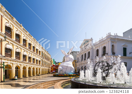Senado Square(Largo do Senado) in Macau, China, includes the Holy House of Mercy and other historical buildings and is a UNESCO World Heritage Site. 123824118