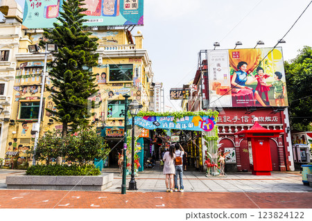 The food street or Rua do Cunha in Taipa Village, Macau. Macau- September 17, 2019: The famous food street(Rua do Cunha) with traditional Europe Style houses at Taipa Village, Macau. 123824122