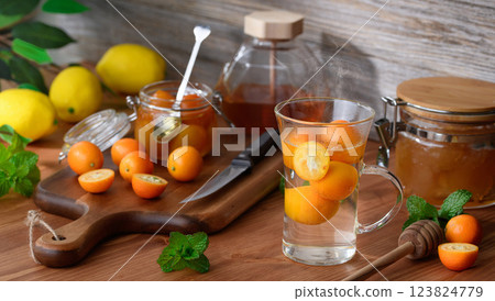Hot kumquat compote drink (hot kumquat) Hot kumquat compote drink (hot kumquat) 123824779