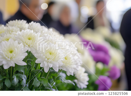 Japanese funeral 123825506