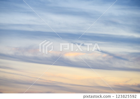 春天的夕陽 日落 黃昏 春天的天空 只有天空 [神奈川縣] 123825592