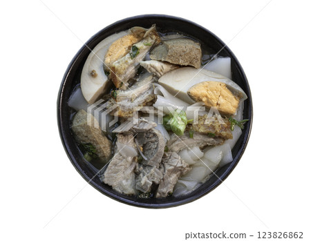 Rolled rice noodles in five-spices broth (Kuay Jab or Guay Jub) isolated on white background with clipping path. Selective focus. Rolled rice noodles in five-spices broth (Kuay Jab or Guay Jub) isolated on white background with clipping path. Selective focus. 123826862