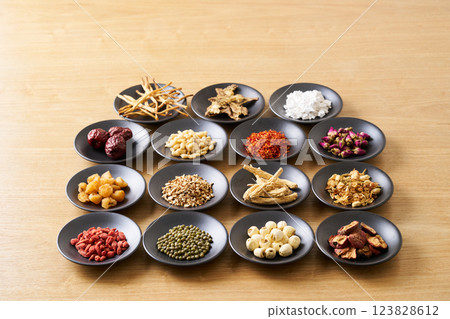 各種草藥成分 123828612