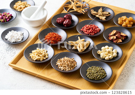 Various herbal medicine ingredients 123828615