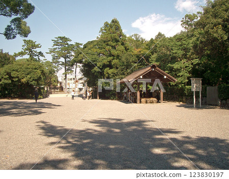 Chozuya (water purification fountain) at the Geku Shrine of Ise Jingu (Ise City, Mie Prefecture) 123830197
