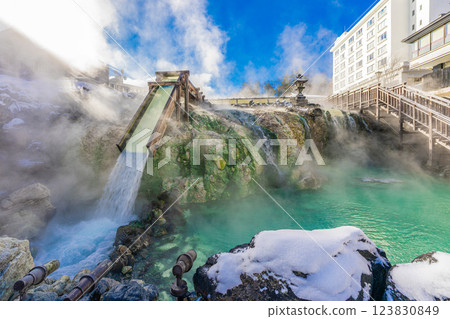 Kusatsu Onsen Yubatake in winter 123830849