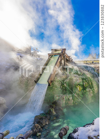 [Vertical photo] Yubatake, Kusatsu Onsen in winter 123830882