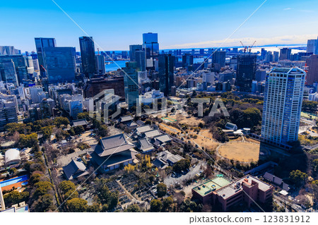 Tokyo, Minato Ward, Tokyo's symbol, view from the Tokyo Tower observation deck Tokyo, Minato Ward, Tokyo's symbol, view from the Tokyo Tower observation deck 123831912
