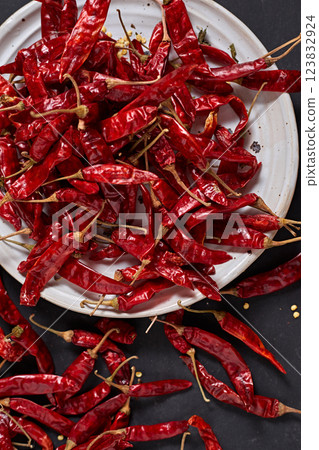 Dried chilli peppers 123832924