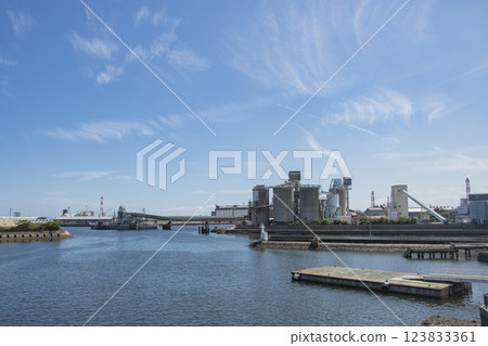 Landscape of Yokkaichi Port Landscape of Yokkaichi Port 123833361