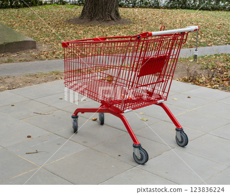 Shopping Cart, Abandoned Shopping Basket near the Supermarket, Red Shop Cart Outdoor, Empty Trolley 123836224
