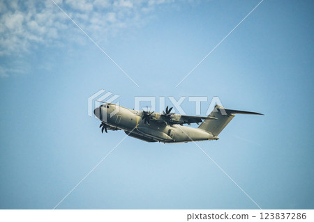 France Airplane transport Airbus A400M Atlas, military transport aircraft Europe NATO 123837286