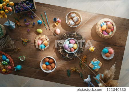Easter holiday background 123840880