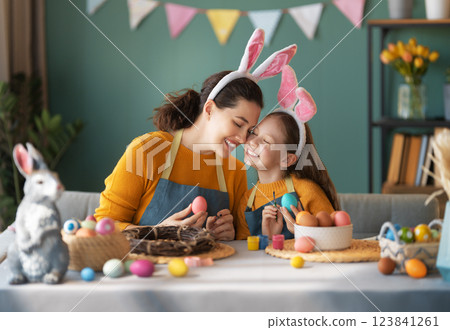 family preparing for Easter 123841261