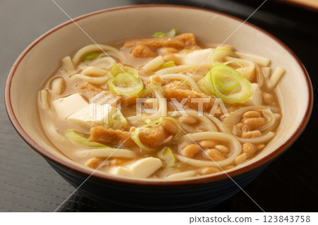 Natto Soup Udon 123843758