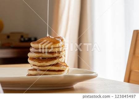 Delicious hot cake Delicious hot cake 123845497