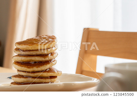 Delicious hot cake 123845500