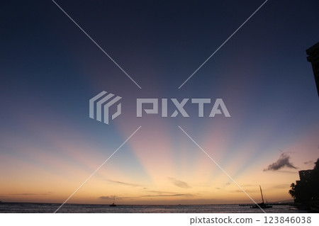 Hawaii Magic Hour 123846038