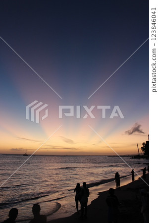 Hawaii Magic Hour 123846041