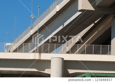 Expressway intersection 123846917