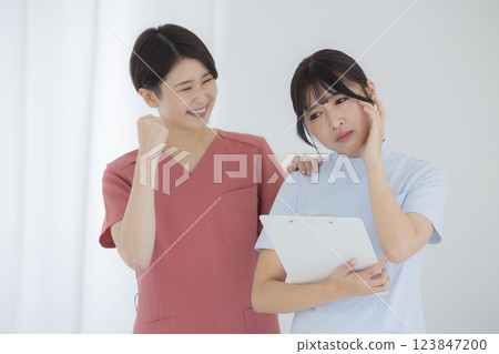 醫護人員、醫生、護士、護理人員、醫療管理人員 123847200