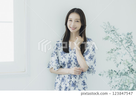 Young lady's portrait Young lady's portrait 123847547