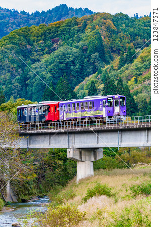 秋田內陸鐵路特快森吉號（阿仁又木-戶澤號） 123847571