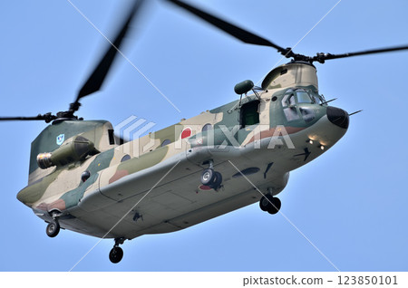 災害、山火等大型運輸直升機CH-47 Chinook 災害、山火等大型運輸直升機CH-47 Chinook 123850101