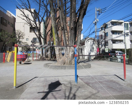 Yanaka Shimizucho Park 123850235