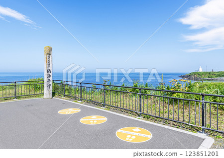 北海道根室市,大陸最東端,諾沙布岬的夏日風景 北海道根室市,大陸最東端,諾沙布岬的夏日風景 123851201
