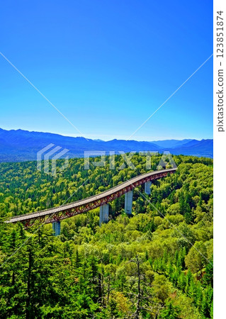 A spectacular view of Matsumi Bridge at Mikuni Pass in Kamishihoro Town, Hokkaido 123851874