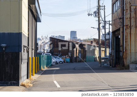 Small factories in the Kawaguchi and Ajigawa areas of Nishi Ward, Osaka City 123853850