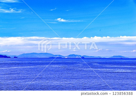 海上好天氣 123856388