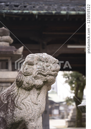 神社 風景 日本 宗教 神社 風景 日本 宗教 123858522