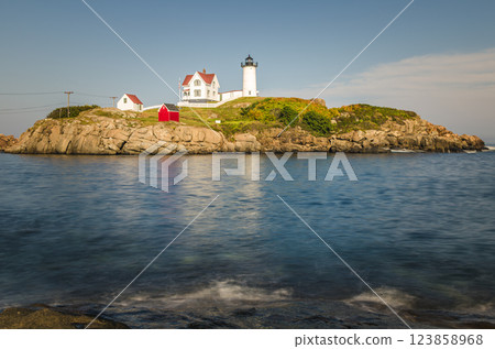 Cape Neddick Light, Nubble Light, Cape Neddick, York, Maine, New England, USA, North America 123858968