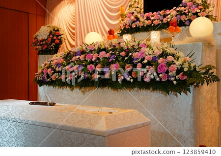 時尚花壇 123859410