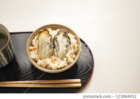 冬天好吃的蠔油飯 冬天好吃的蠔油飯 123864052