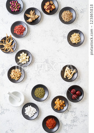 各種草藥成分 123865818