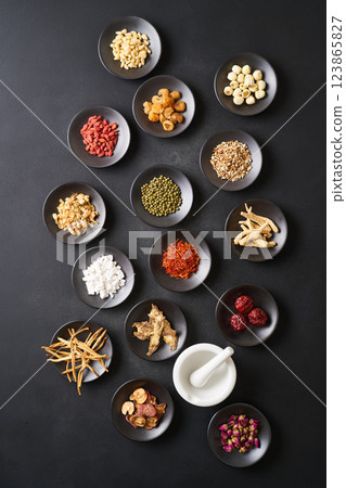 Various herbal medicine ingredients 123865827