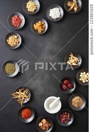 Various herbal medicine ingredients 123865829
