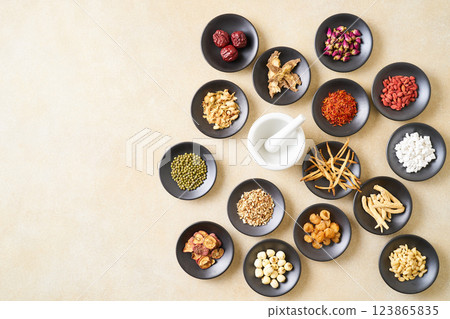 Various herbal medicine ingredients 123865835