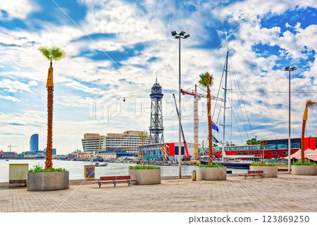 Barcelona. Seaport and  Yacht parking at the pier. 123869250