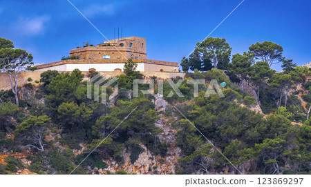 Fortaleza de Albercuix, Spain 123869297