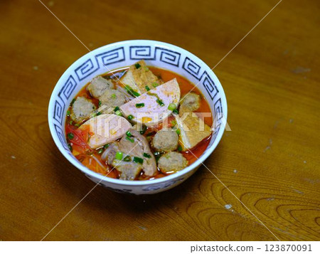 Bun Boo Hue 123870091